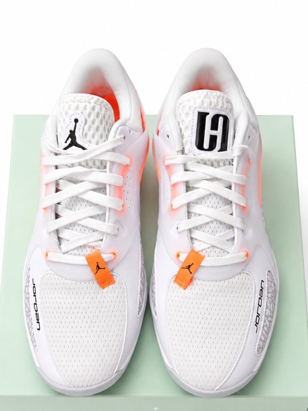 Jordan Heir Series White Total Orange Wolf Grey Sneakers IO0409-108 Mens 11.5 - Picture 2 of 9